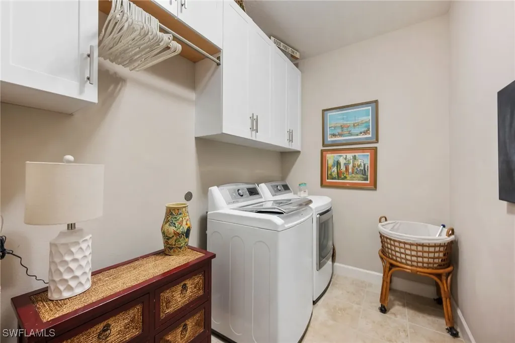 1305 Pamplico Court Cape Coral FL 33991