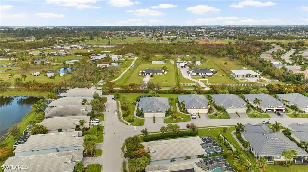 1305 Pamplico Court Cape Coral FL 33991