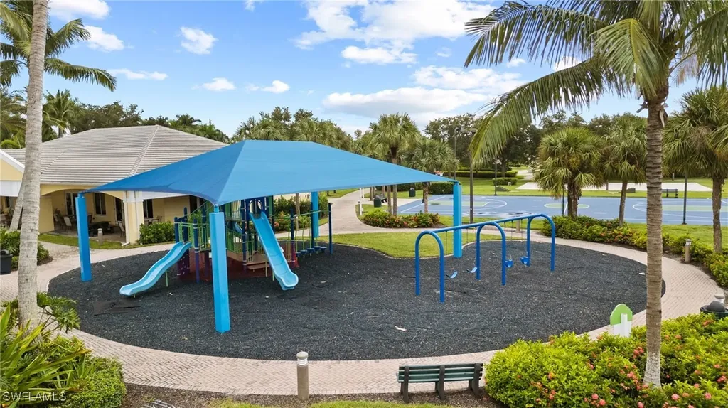 1305 Pamplico Court Cape Coral FL 33991