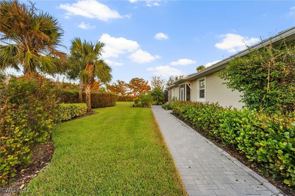 1305 Pamplico Court Cape Coral FL 33991