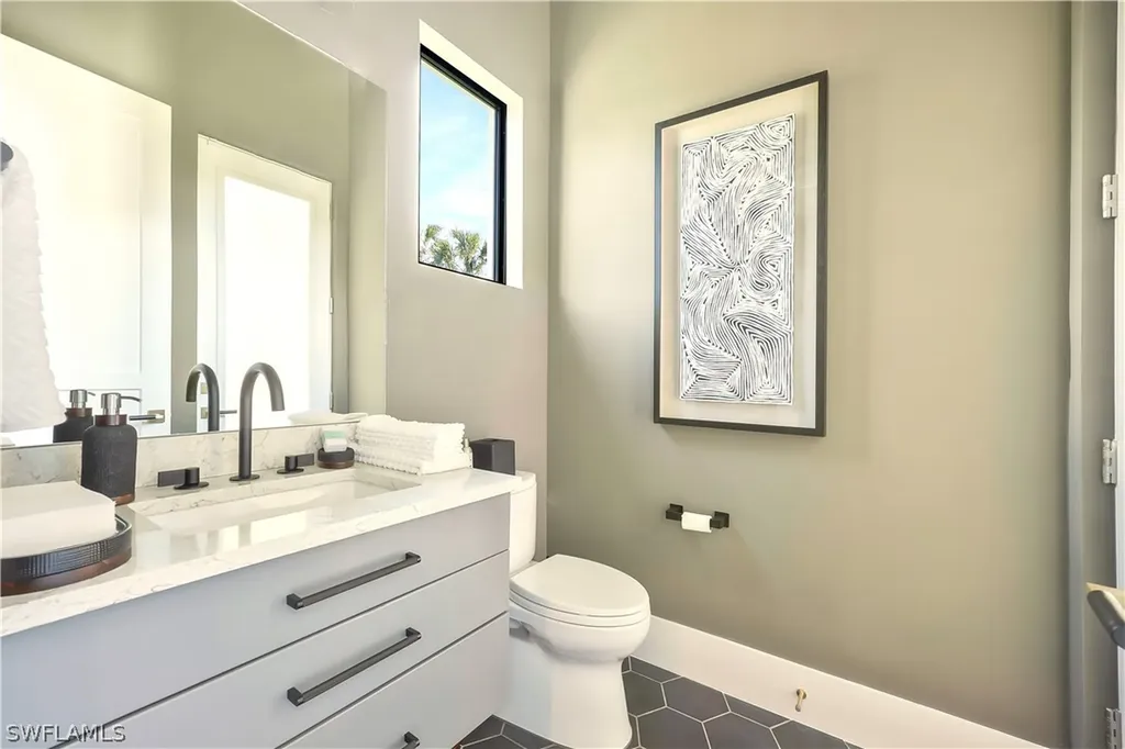 933 11th Street SW Naples FL 34117