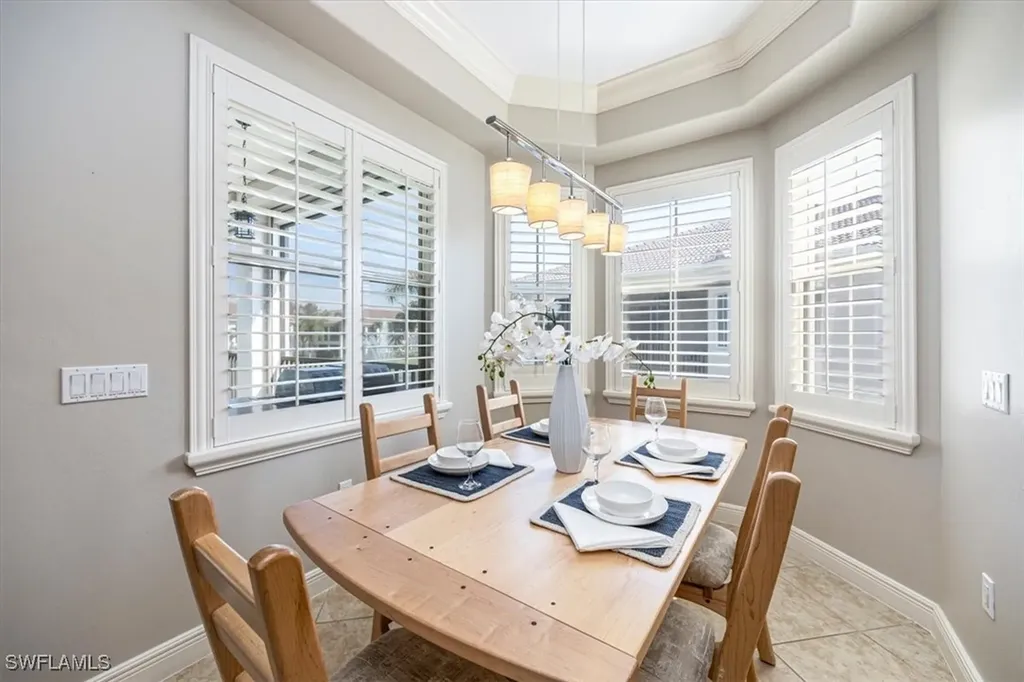 575 Avellino Isle Circle Naples FL 34119