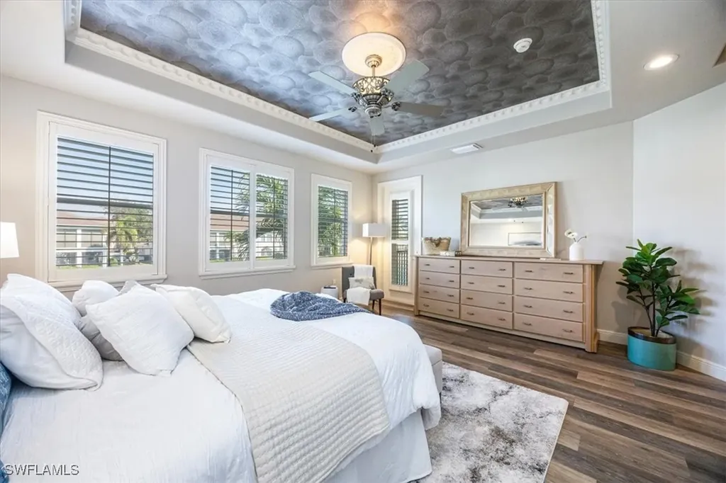 575 Avellino Isle Circle Naples FL 34119