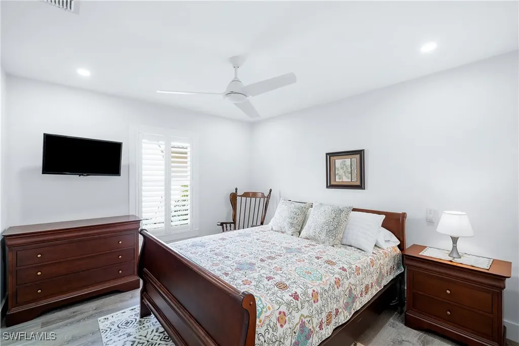 786 Wiggins Bay Drive Naples FL 34110