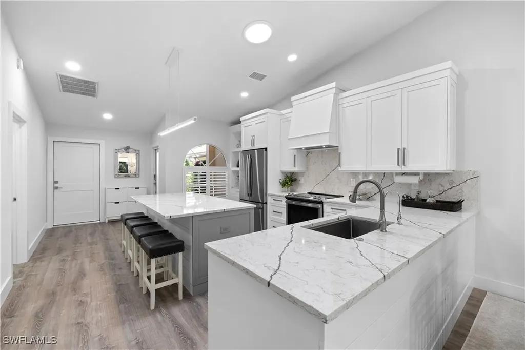 786 Wiggins Bay Drive Naples FL 34110