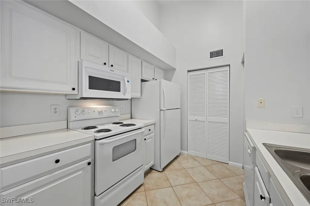 4105 Residence Drive Fort Myers FL 33901