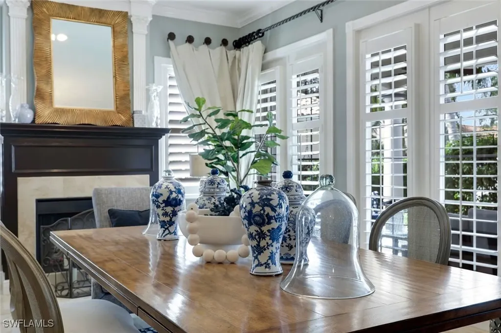 Naples FL, 2899 Hatteras Way