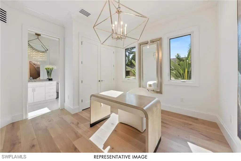 1074 Hollygate Lane Naples FL 34103