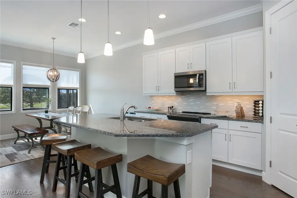 1433 Lucena Lane S Naples FL 34113