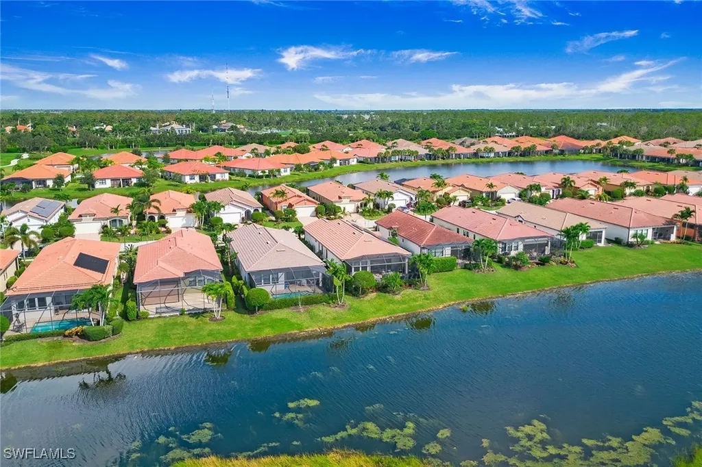 1433 Lucena Lane S Naples FL 34113