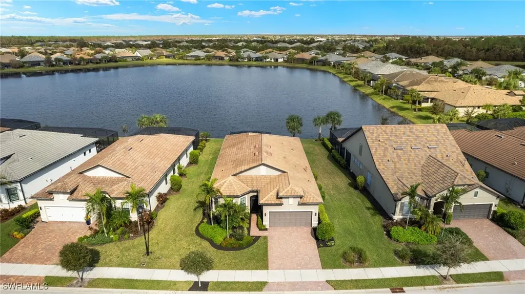 7683 Winding Cypress Drive Naples FL 34114