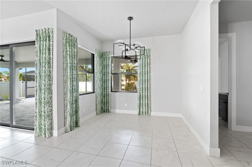 1521 SW 43rd Lane Cape Coral FL 33914