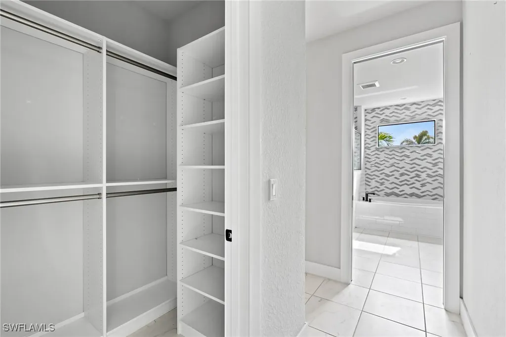 1521 SW 43rd Lane Cape Coral FL 33914