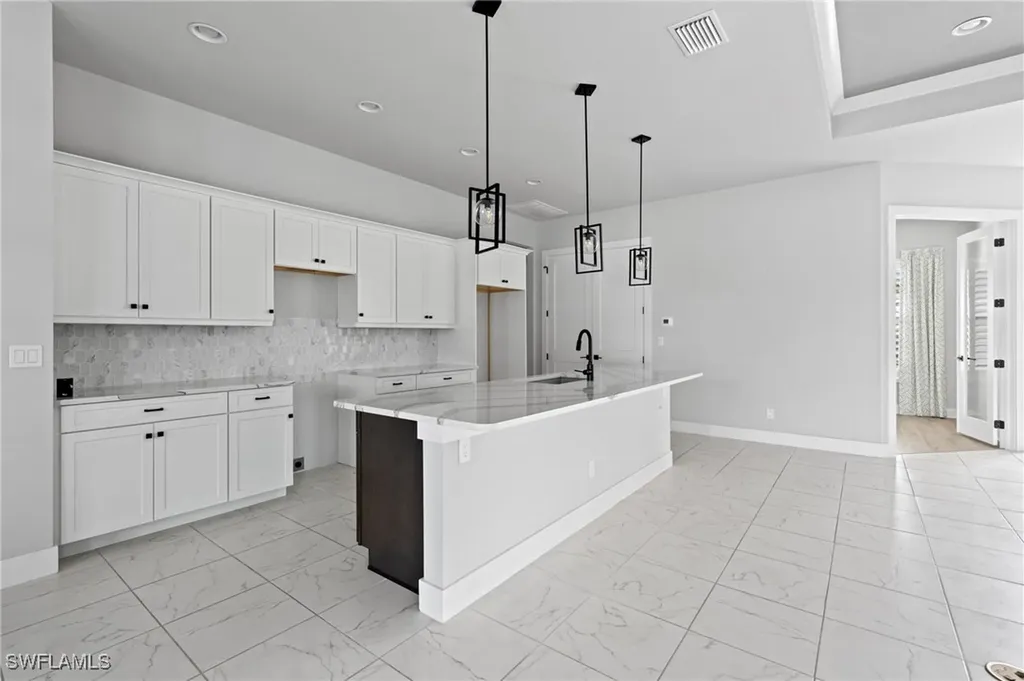 1521 SW 43rd Lane Cape Coral FL 33914