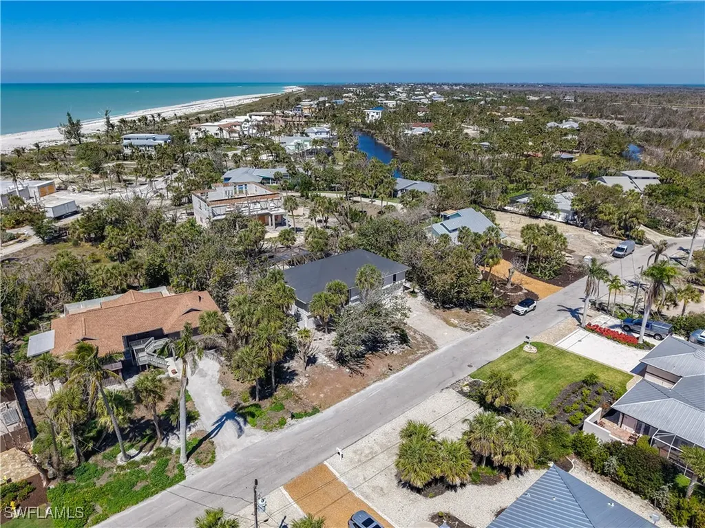 1043 Blue Heron Drive Sanibel FL 33957