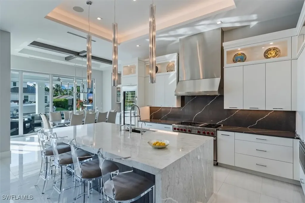 2130 Snook Drive Naples FL 34102