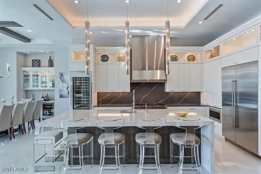 2130 Snook Drive Naples FL 34102