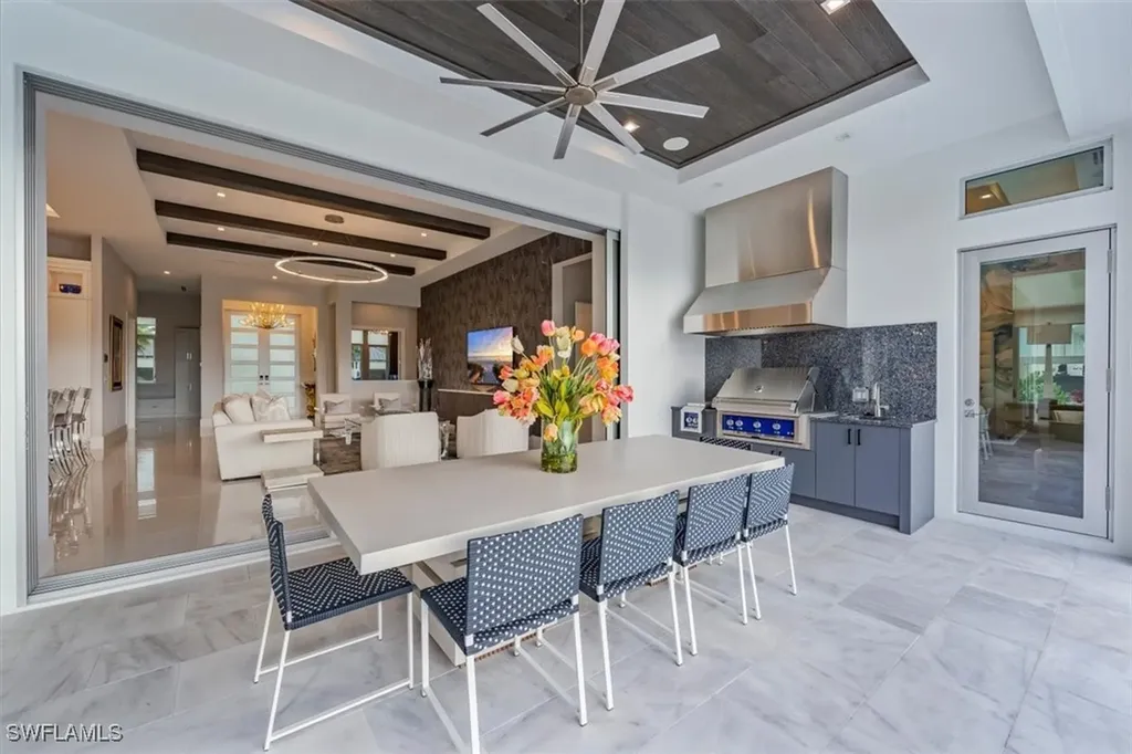 2130 Snook Drive Naples FL 34102