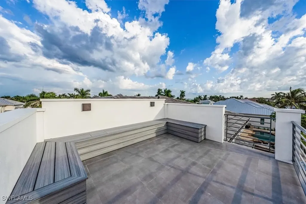 2130 Snook Drive Naples FL 34102