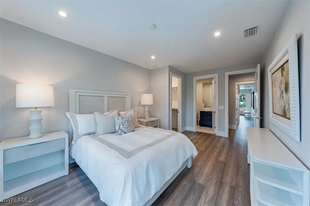2130 Snook Drive Naples FL 34102