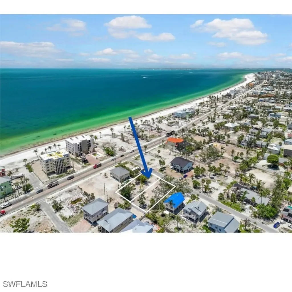 110 Bayview Avenue Fort Myers Beach FL 33931