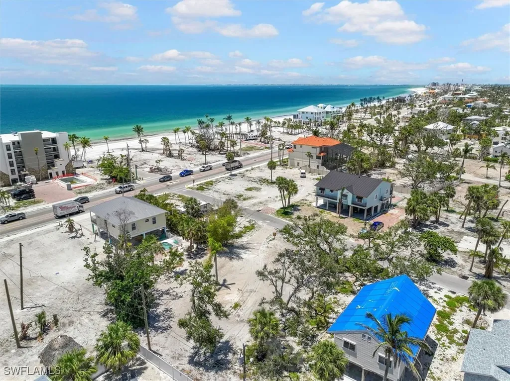 110 Bayview Avenue Fort Myers Beach FL 33931