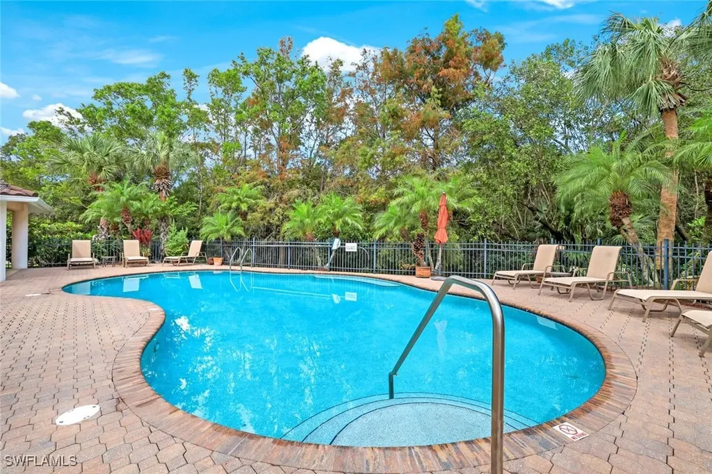 3555 Avion Woods Court Naples FL 34104