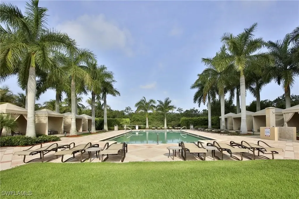 1065 Borghese Lane Naples FL 34114
