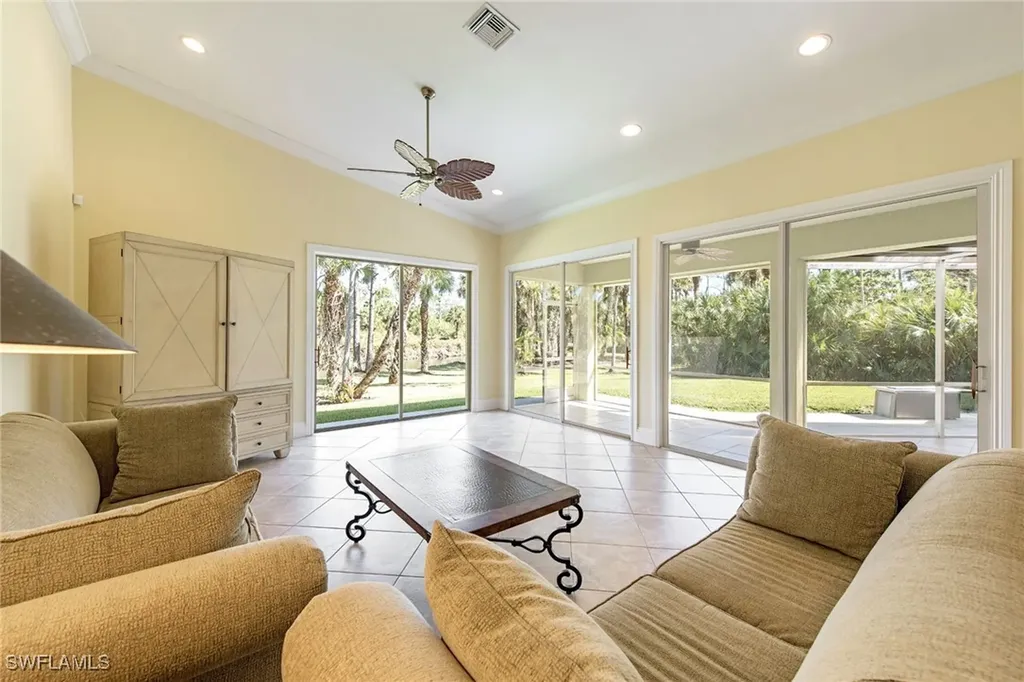 880 5th Street NW Naples FL 34120