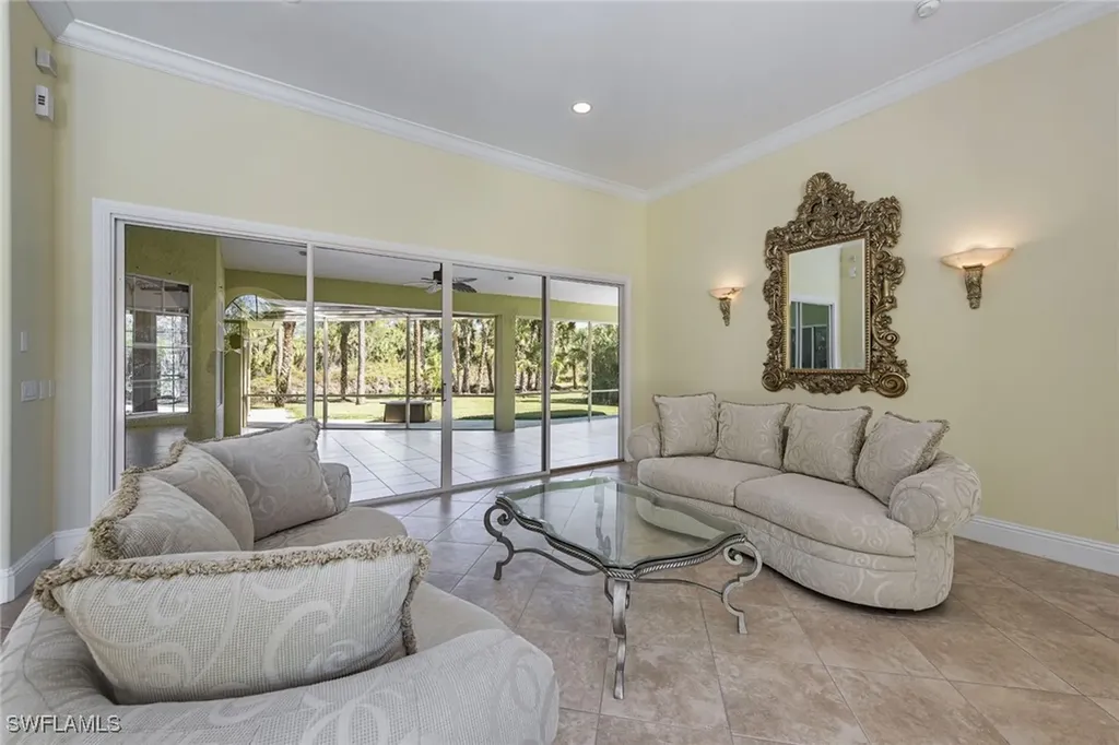 880 5th Street NW Naples FL 34120