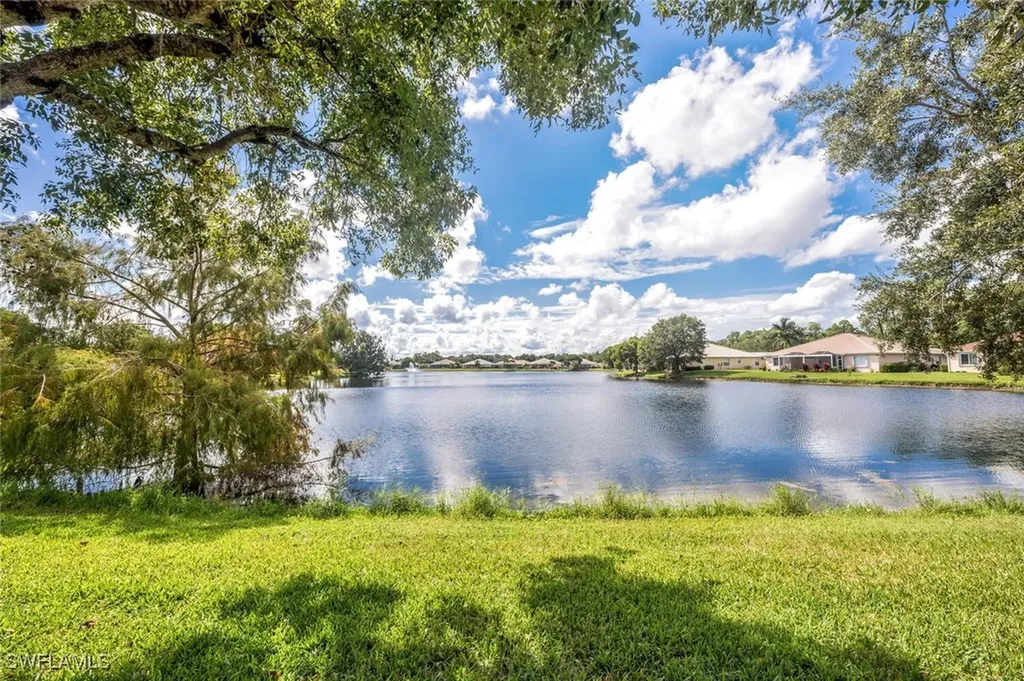 7723 Berkshire Pines Drive Naples FL 34104