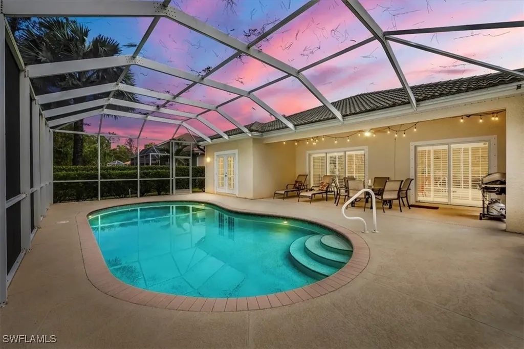 7817 Stratford Drive Naples FL 34104