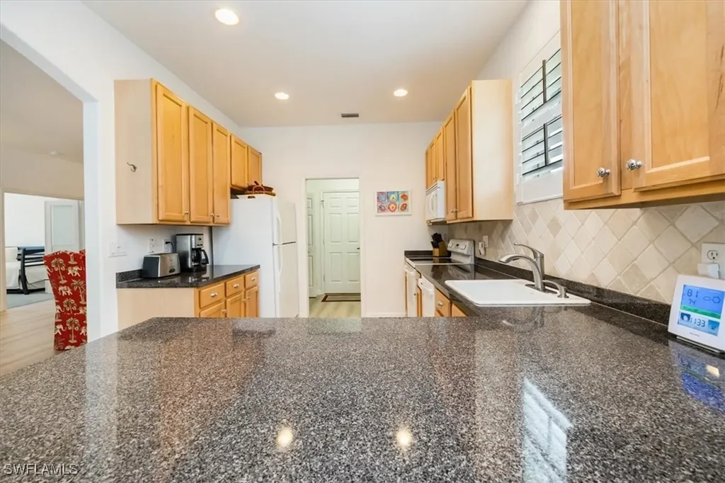 7817 Stratford Drive Naples FL 34104