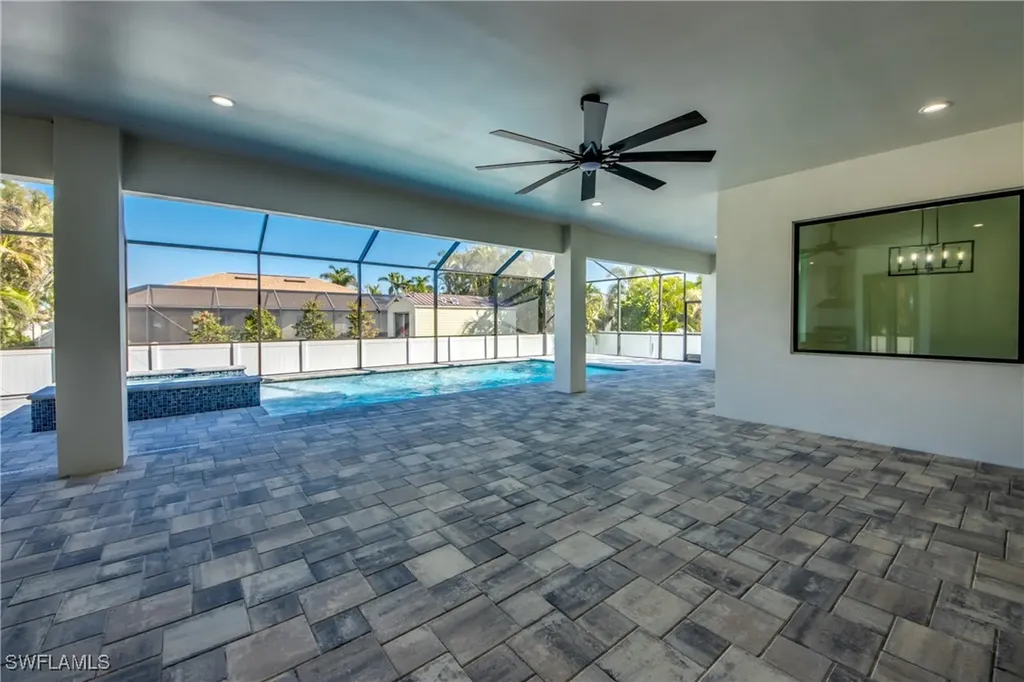 2627 SW 52nd Lane Cape Coral FL 33914