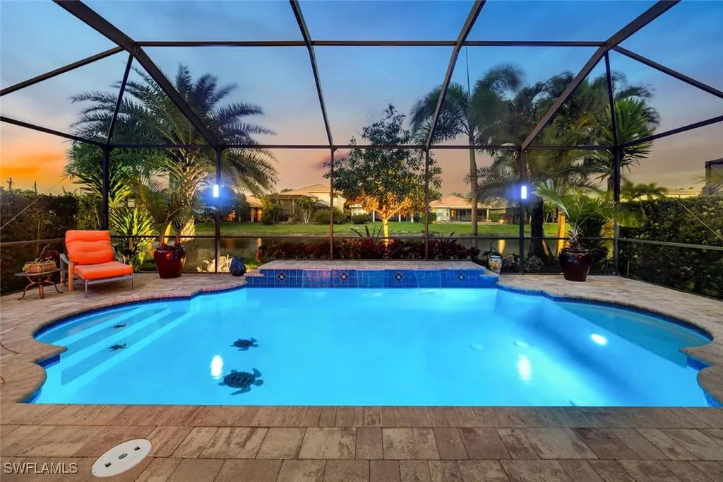 6863 Del Mar Terrace Naples FL 34105