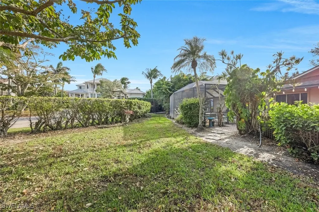 2125 Marina Drive Naples FL 34102
