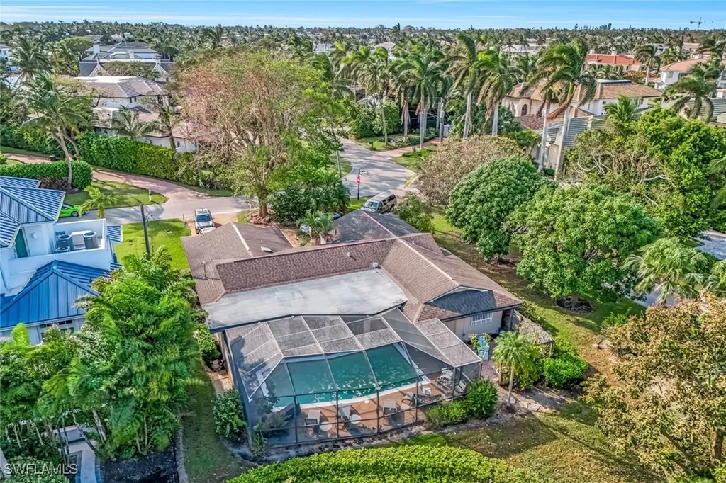 2125 Marina Drive Naples FL 34102
