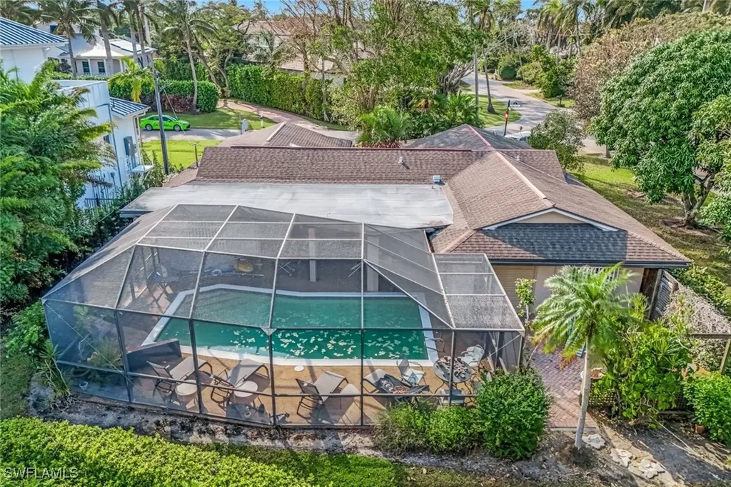 2125 Marina Drive Naples FL 34102