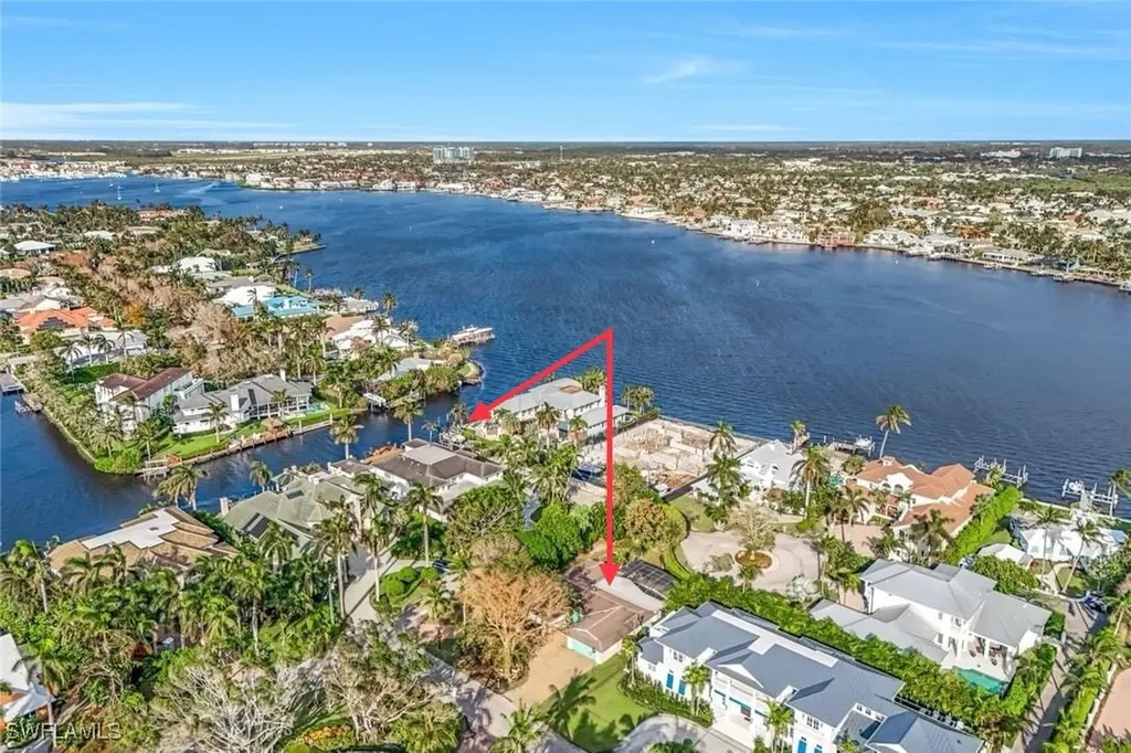 2125 Marina Drive Naples FL 34102
