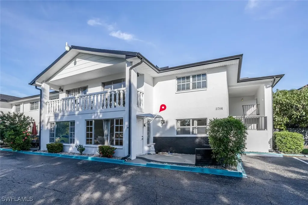 3706 Broadway Fort Myers FL 33901