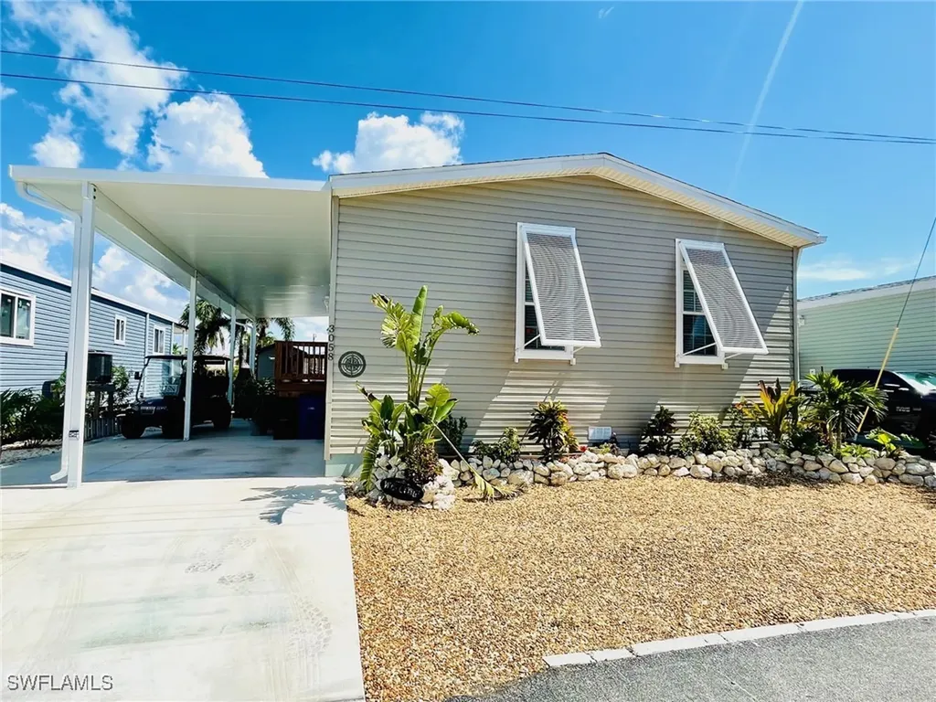 3058 Binnacle Lane St. James City FL 33956