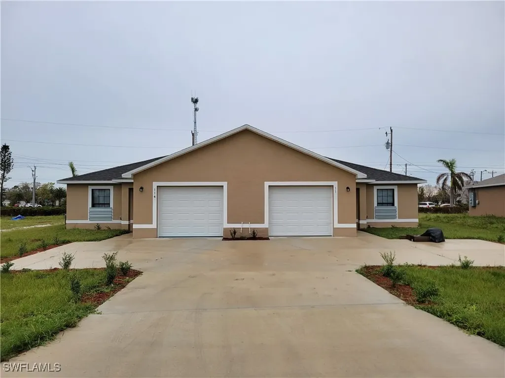 1138/1140 SE 9th Court Cape Coral FL 33990