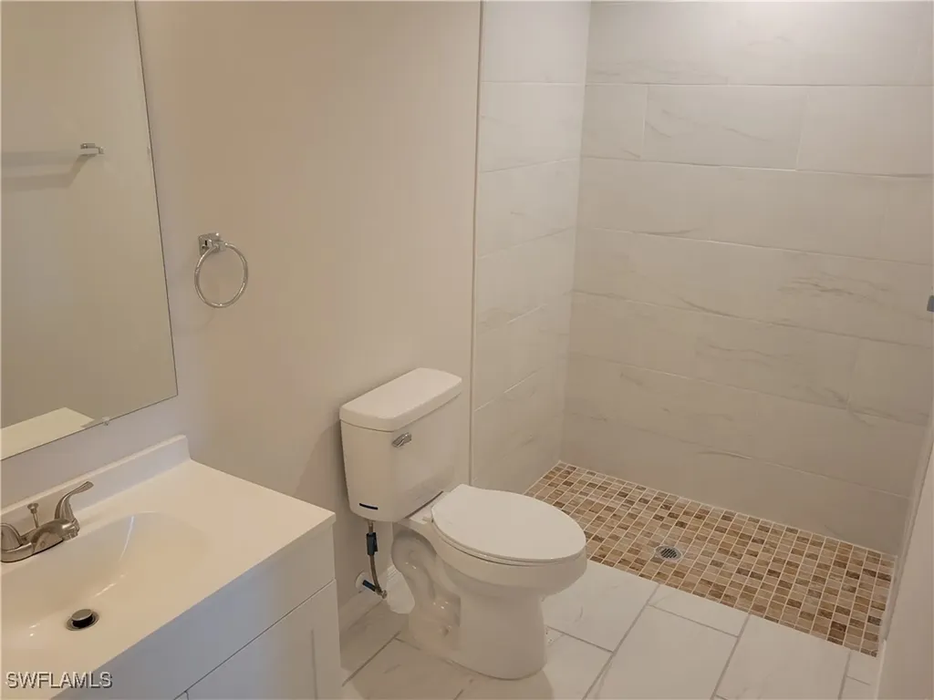 1138/1140 SE 9th Court Cape Coral FL 33990