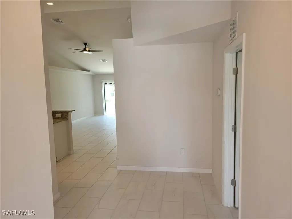 1138/1140 SE 9th Court Cape Coral FL 33990