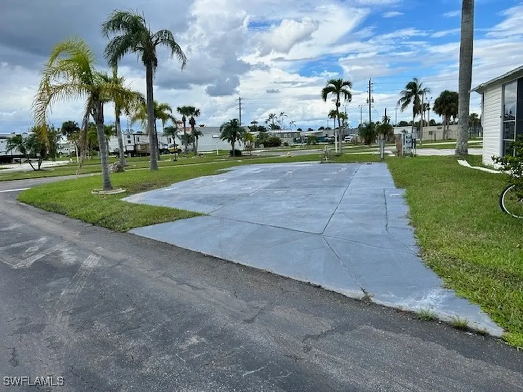 19681 Summerlin Road K-579 Fort Myers FL 33908