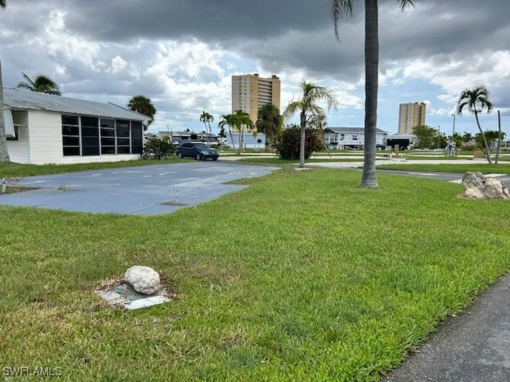19681 Summerlin Road K-579 Fort Myers FL 33908