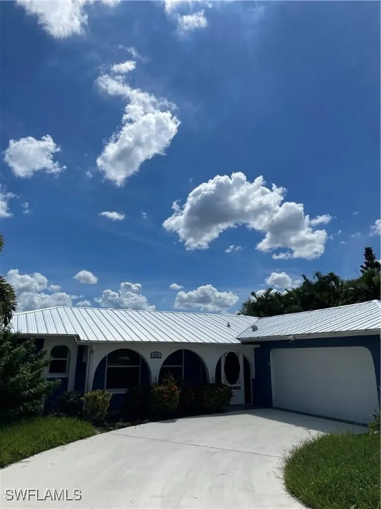 210 SE 1st Terrace Cape Coral FL 33990