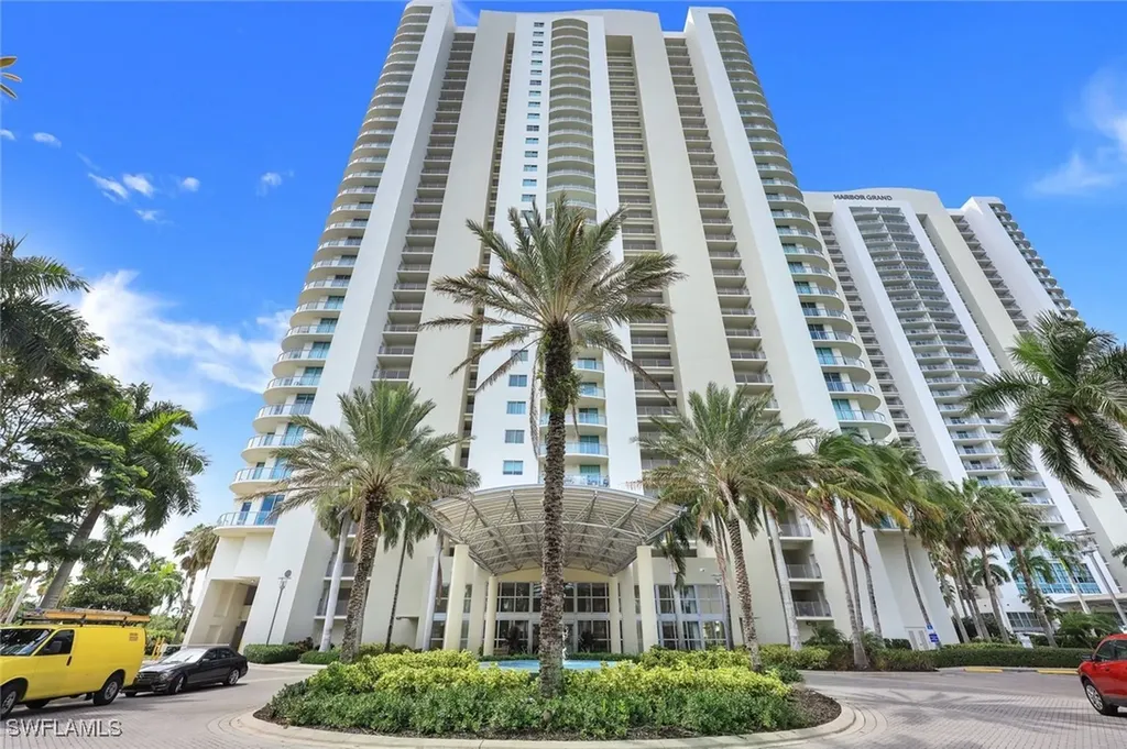 3000 Oasis Grand Boulevard Fort Myers FL 33916
