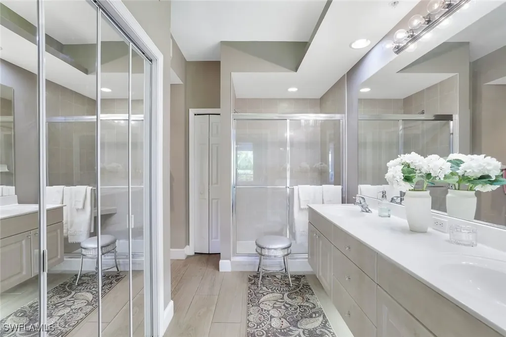 2395 Bayou Lane Naples FL 34112