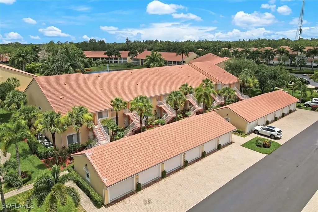 2395 Bayou Lane Naples FL 34112